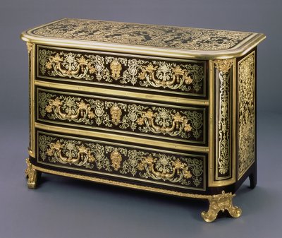 Louis XIV Boulle commode with ormolu mounts and elaborate inlay of urns and floral scrolls in the style of Jean Berain I by Unbekannt Unbekannt